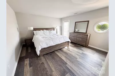 9211 Ravenwing Drive #9211, Charlotte, NC 28262 - Photo 4