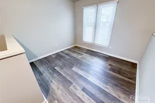 9211 Ravenwing Dr, Charlotte, NC 28262 - Photo 16