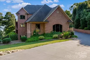 368 Players Ridge Rd, Hickory, NC 28601 - Photo 6