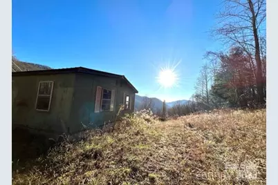 108 Lanning Road, Clyde, NC 28721 - Photo 1