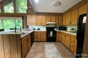 222 W Lake Dr N, Lake Lure, NC 28746 - Photo 8