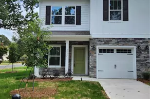 2028 Mandarin Blvd, Charlotte, NC 28205 - Photo 1