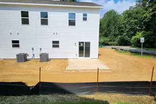 2028 Mandarin Blvd, Charlotte, NC 28205 - Photo 6