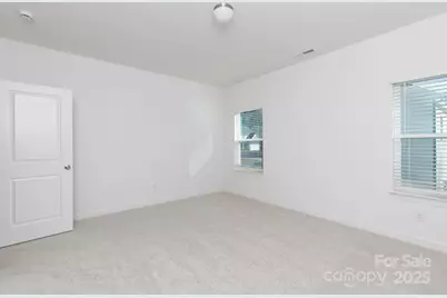 2032 Mandarin Boulevard, Charlotte, NC 28205 - Photo 30