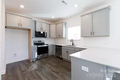 2032 Mandarin Boulevard, Charlotte, NC 28205 - Photo 14