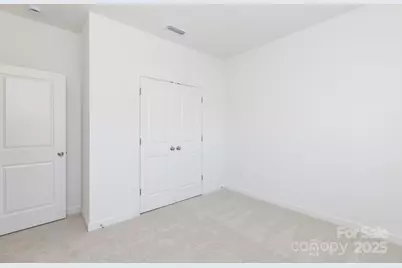 2032 Mandarin Boulevard, Charlotte, NC 28205 - Photo 22