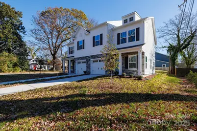 2032 Mandarin Boulevard, Charlotte, NC 28205 - Photo 6