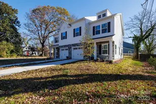 2032 Mandarin Blvd, Charlotte, NC 28205 - Photo 6