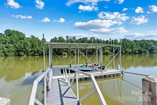 209 Catawba Ave, Hickory, NC 28601 - Photo 4