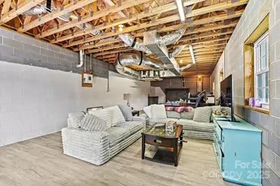 209 Catawba Avenue, Hickory, NC 28601 - Photo 32