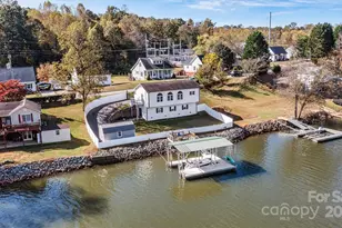 209 Catawba Ave, Hickory, NC 28601 - Photo 2