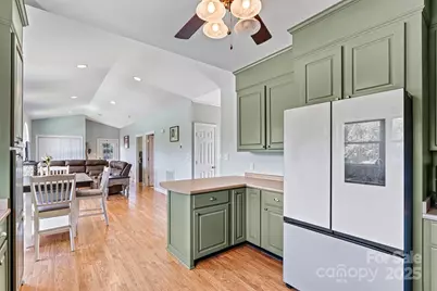 209 Catawba Avenue, Hickory, NC 28601 - Photo 16