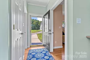 209 Catawba Ave, Hickory, NC 28601 - Photo 12