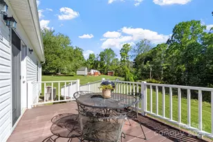 9 Sun Ridge Rd, Asheville, NC 28806 - Photo 24