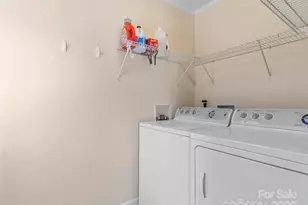 9 Sun Ridge Rd, Asheville, NC 28806 - Photo 12