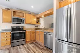 9 Sun Ridge Rd, Asheville, NC 28806 - Photo 8