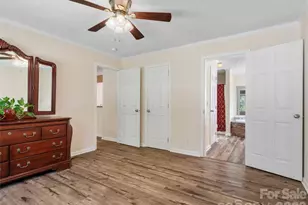 9 Sun Ridge Rd, Asheville, NC 28806 - Photo 14