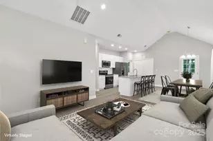 1118 Lerain Ct, Statesville, NC 28677 - Photo 4