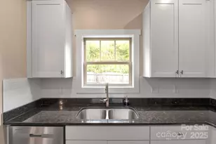 27 Mann Ln, Fletcher, NC 28732 - Photo 8