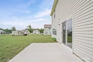 303 Amberly Cir, Pageland, SC 29728 - Photo 8