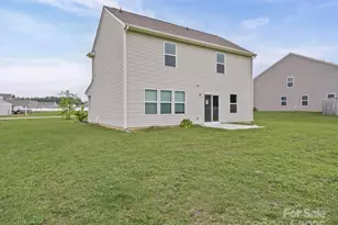 303 Amberly Cir, Pageland, SC 29728 - Photo 6