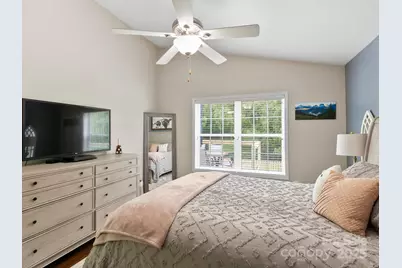 61 Village Street, Clyde, NC 28721 - Photo 16