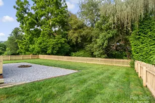 61 Village St, Clyde, NC 28721 - Photo 26