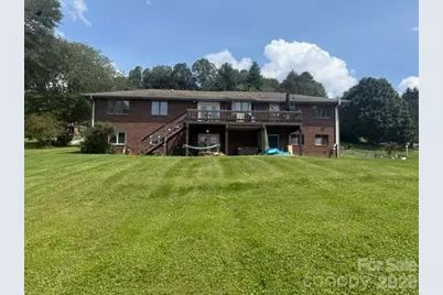 124 Mountain Valley Drive, Hendersonville, NC 28739 - Photo 4