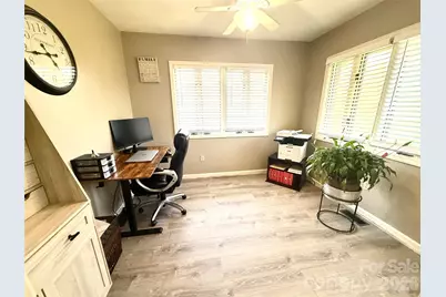 124 Mountain Valley Drive, Hendersonville, NC 28739 - Photo 20