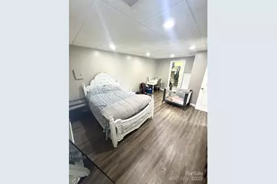 124 Mountain Valley Drive, Hendersonville, NC 28739 - Photo 24