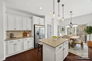 6249 Cloverdale Dr, Fort Mill, SC 29708 - Photo 2