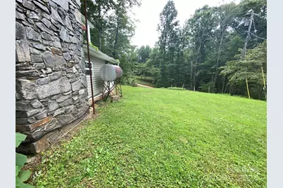 1215 W Payne Road, Marion, NC 28752 - Photo 4