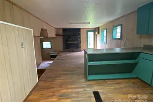 1215 W Payne Rd, Marion, NC 28752 - Photo 6