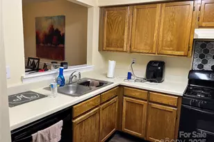 6011 Treetop Ct, Charlotte, NC 28212 - Photo 8