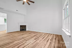 10862 Holly Ridge Blvd, Charlotte, NC 28216 - Photo 4