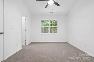 10862 Holly Ridge Blvd, Charlotte, NC 28216 - Photo 22