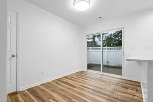 10862 Holly Ridge Blvd, Charlotte, NC 28216 - Photo 12