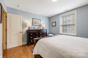 28 Trafalgar Cir, Asheville, NC 28805 - Photo 14