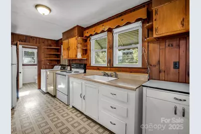 506 Bonner Street, Hendersonville, NC 28739 - Photo 38