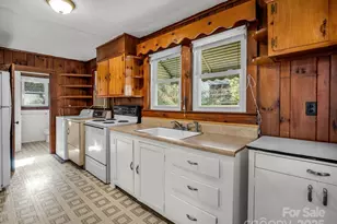 506 Bonner St, Hendersonville, NC 28739 - Photo 38