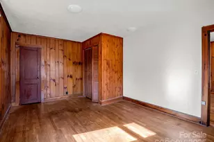 506 Bonner St, Hendersonville, NC 28739 - Photo 36