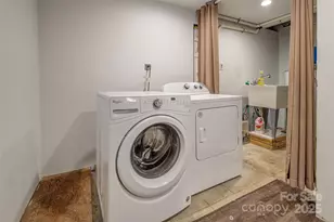 16 Beechwood Rd, Asheville, NC 28805 - Photo 28