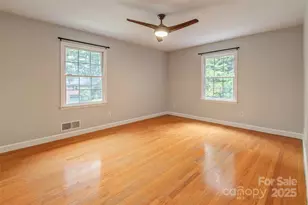 16 Beechwood Rd, Asheville, NC 28805 - Photo 16