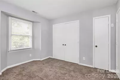 6146 Meadow Rose Lane, Charlotte, NC 28215 - Photo 16