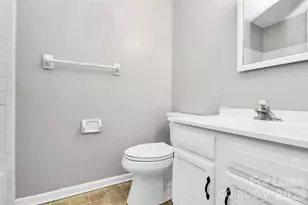 6146 Meadow Rose Ln, Charlotte, NC 28215 - Photo 22