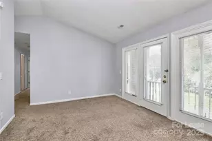 6146 Meadow Rose Ln, Charlotte, NC 28215 - Photo 24