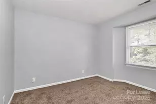 6146 Meadow Rose Ln, Charlotte, NC 28215 - Photo 16