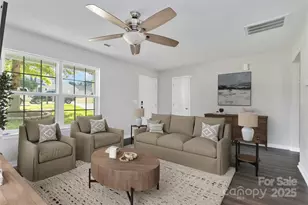 2557 Mulberry Pond Dr, Charlotte, NC 28208 - Photo 4