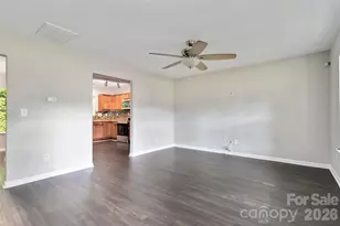 2557 Mulberry Pond Dr, Charlotte, NC 28208 - Photo 6