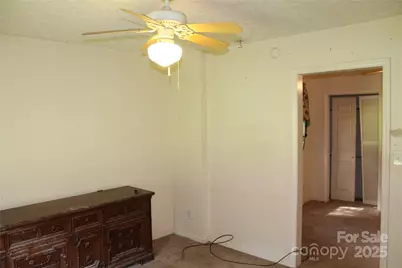 2556 Nc 126 Highway, Morganton, NC 28655 - Photo 18